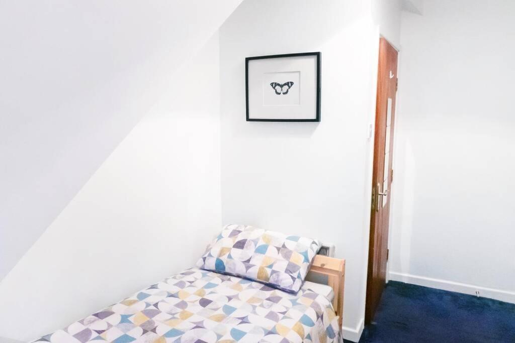 Apartment Up To 9 Close To Centre, Big Tv And Wifi Cardiff Eksteriør bilde